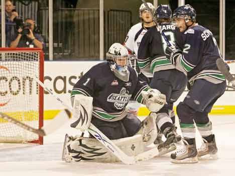 Seattle Thunderbirds goalie Calvin Pickard had 57 saves and a shut-out game against the Tri-City Americans