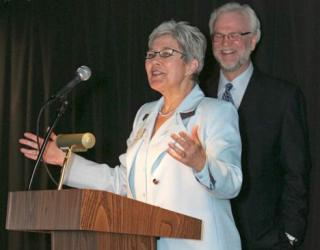 Mayor Suzette Cooke welcomed the World Trade Club to Kent March 19 at the ShoWare Center.