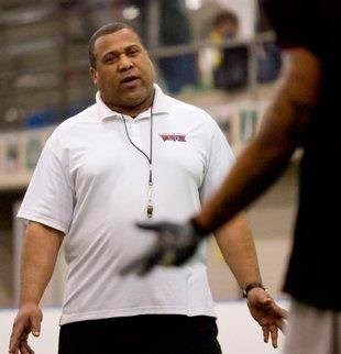 Keith Evans was named Thursday as the new coach of the Kent Predators of the Indoor Football League.