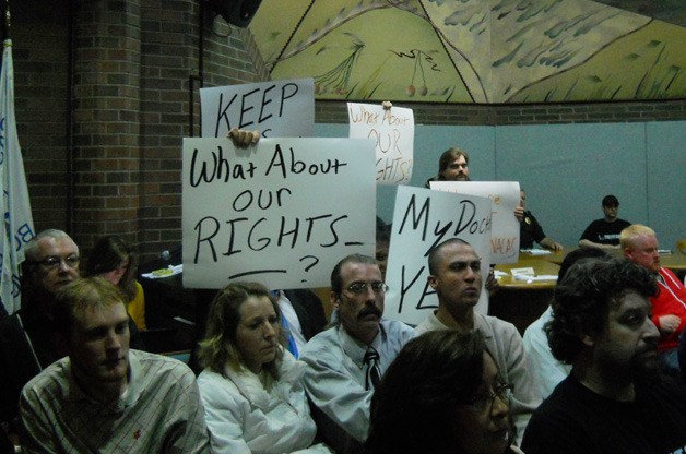 A crowd packed the Kent City Council Chambers in support of keeping medical marijuana businesses open in the city. The city sent letters to four businesses stating they were illegally dispensing marijuana and to cease all such activity.
