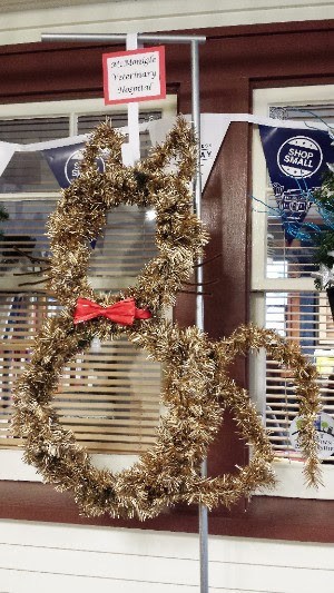 McMonigle Veterinary Hospital won Best Promotional Prowess in Kent Downtown Partnership's inaugural wreath decorating contest with its catlike creation.