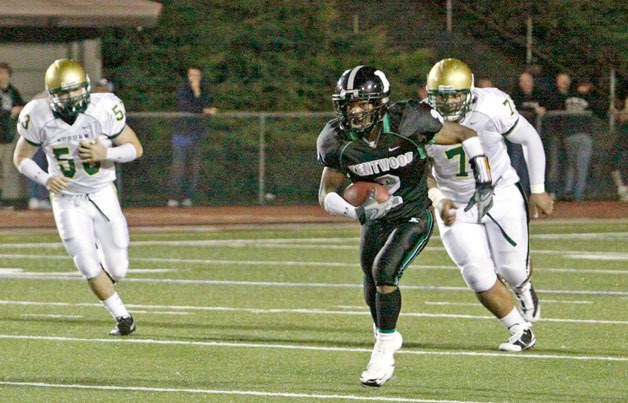 10/01/10 Kentwood running back Mikell Everette pulls in a short pass Friday