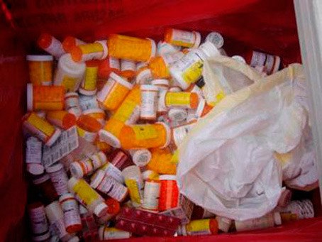 People can drop off old prescription pills on Sept. 27 in Kent.