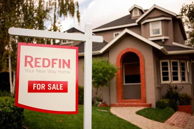 Home prices jumped 8.9 percent to $305