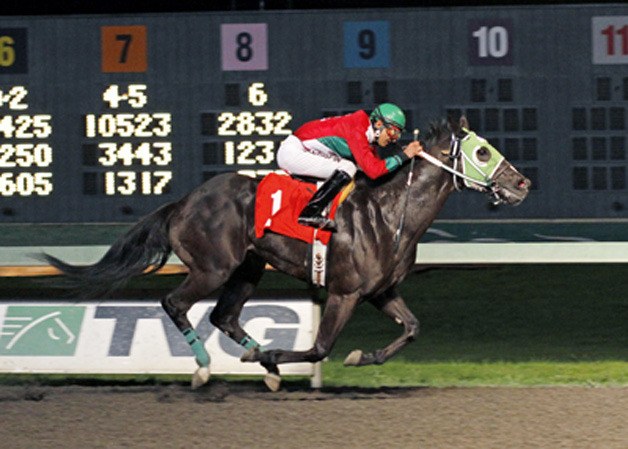 Hayjax and jockey Joe Crispin take the feature race for 3-year-olds at Emerald Downs