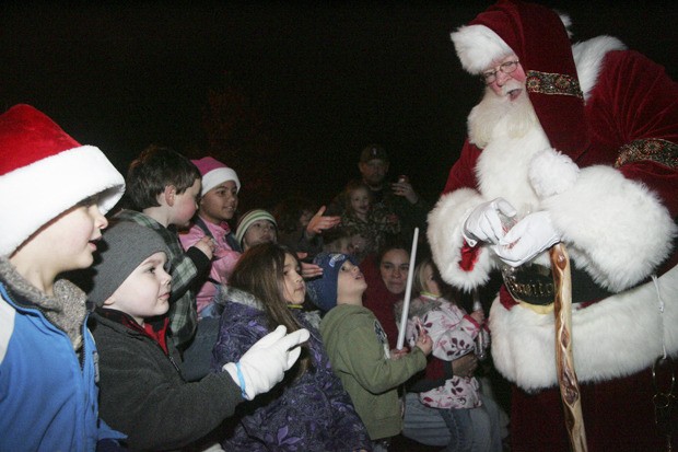A Kent tradition: Santa Claus returns Saturday to greet the children at Winterfest.