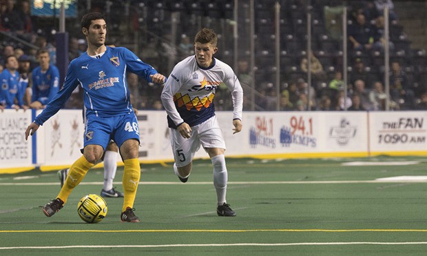 Stars player Cam Vickes races Ismael Hernandez for the ball in last Friday night’s game at the ShoWare Center. The Stars lost to the Sockers and then beat the Arlington Aviators in a separate league game.