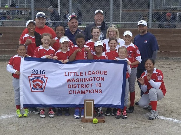 Kent/Steel Lake Little League 9-10 girls fastpitch team came up big in taking the District 10 title.