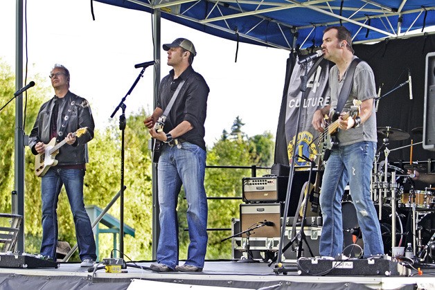 Chance McKinney & Crosswire made a stop in at Lake Meridian for the Kent Summer Concerts Thursday
