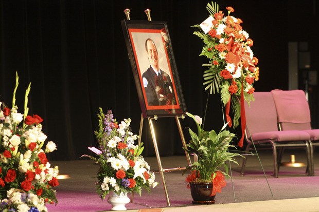 Honoring a hero: Friends