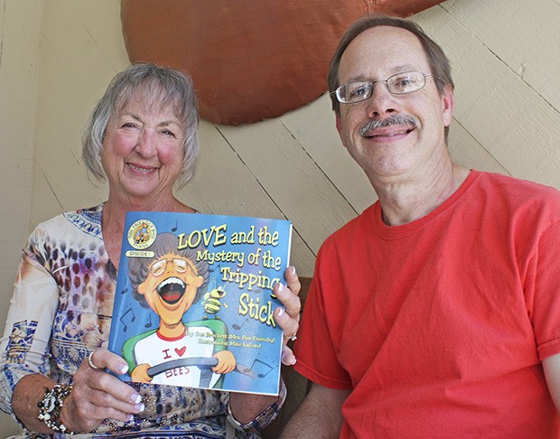 Author Sue Brockett has teamed up with illustrator Mike LaFond to create The Friendly Bus Series.