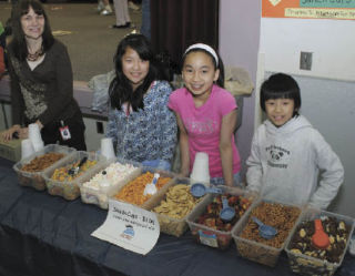 Park Orchard Student Council members (left to right) Laura Tran
