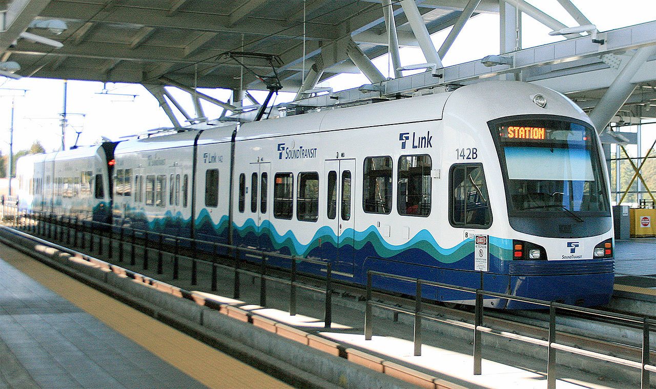 Sound Transit Board approves 2017 budget with focus on light rail expansion