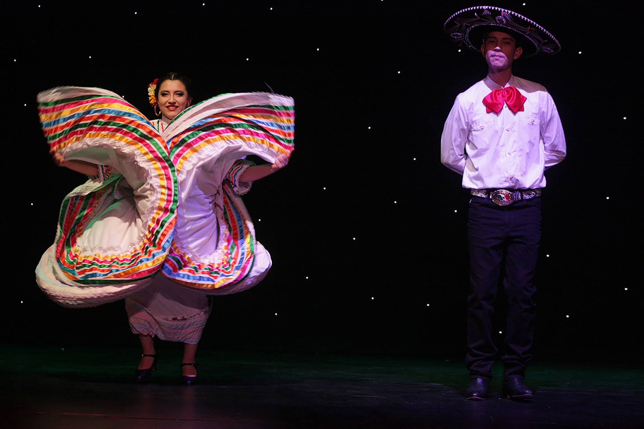 Folklorico performs on stage during Kentridge’s benefit program for the American Heart Association on Friday night. MARK KLAAS, Kent Reporter
