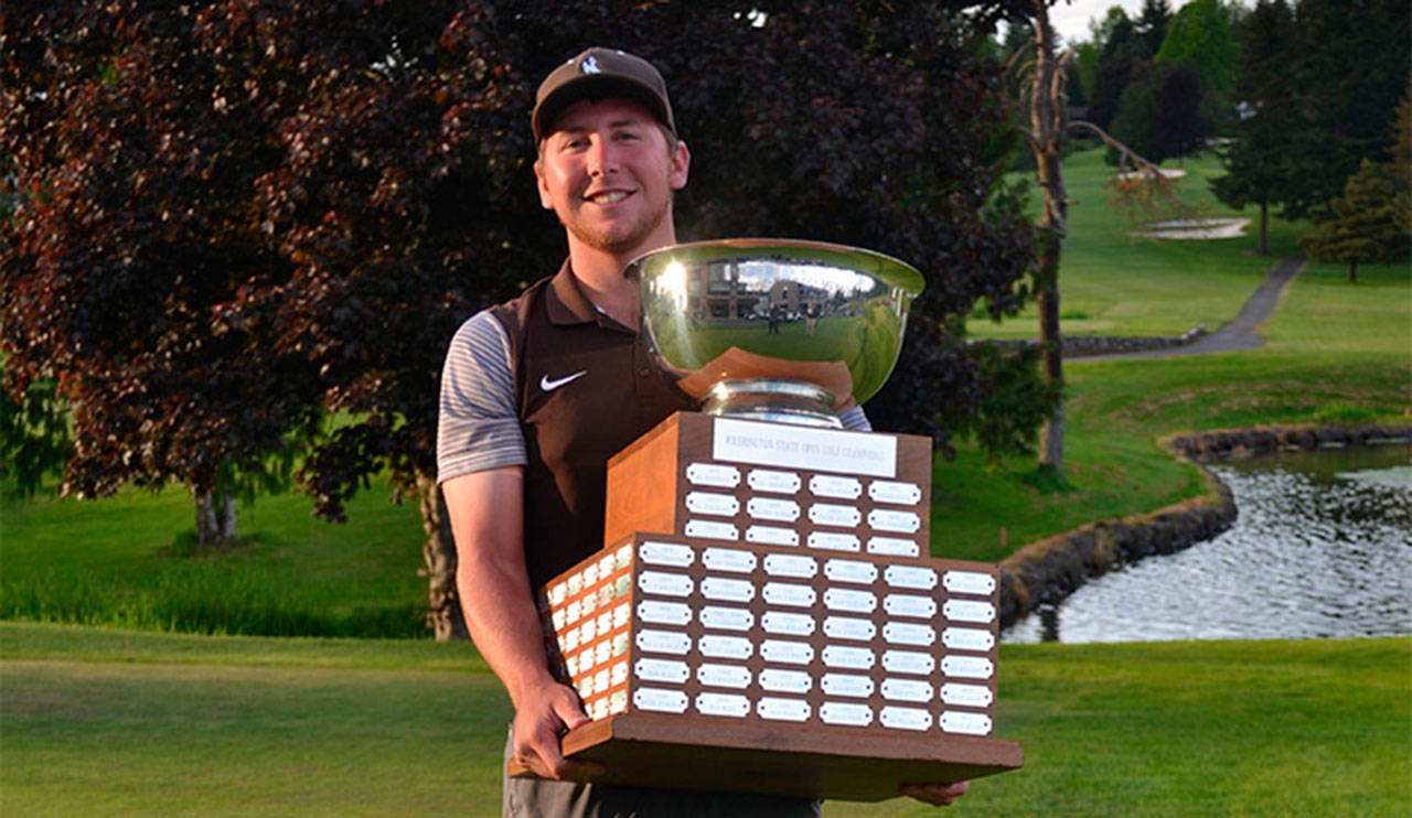 Drew McCullough captures the Muckleshoot Casino Washington Open Invitational trophy. COURTESY PHOTO