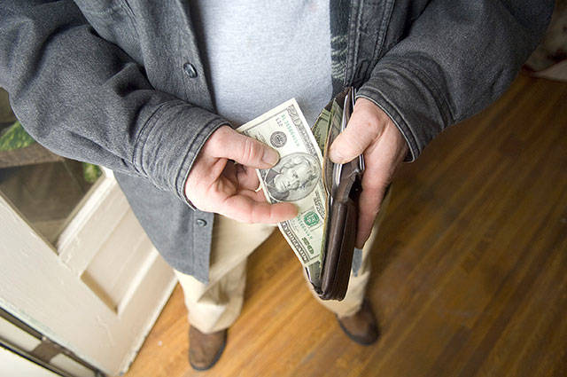 HomeStreet Bank increases its minimum wage to $15 per hour