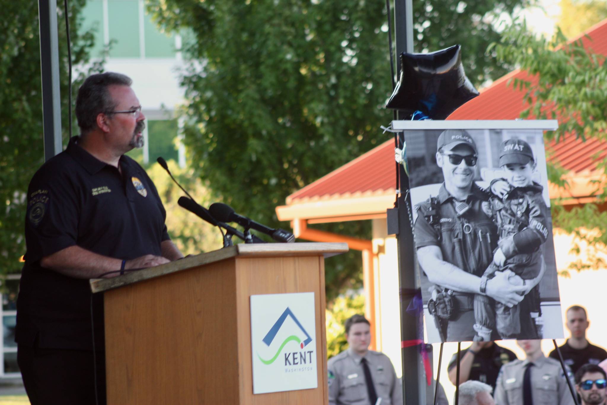 Kent Police chaplain Pat Ellis tells the gathering that Diego Moreno’s “life had purpose, and he lived that purpose every day. That purpose was not only his family, but it was you.” MARK KLAAS, Kent Reporter