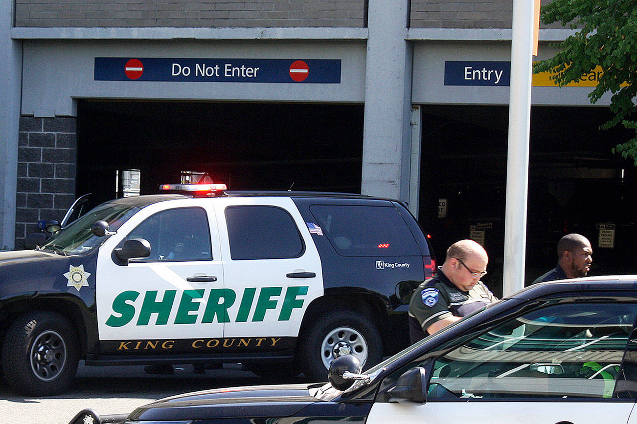 King County sheriff’s deputy shoots, kills suspect at Kent Station parking garage | UPDATE