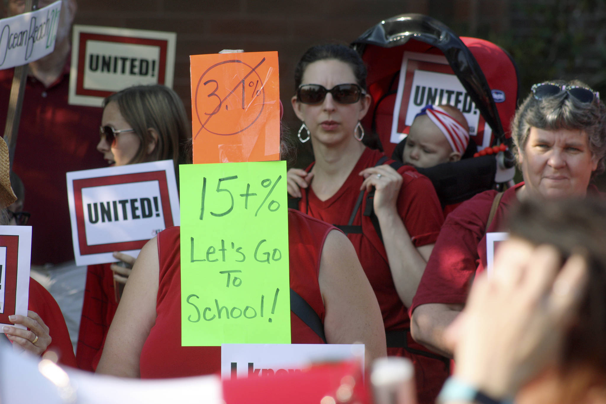 Kent teachers rally for better pay as negotiations reach critical stage | Update