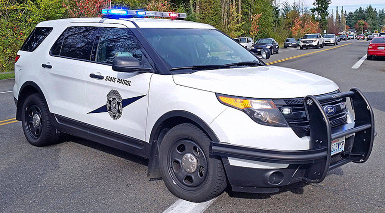 Kent semi driver reportedly causes eight-vehicle crash near Cle Elum
