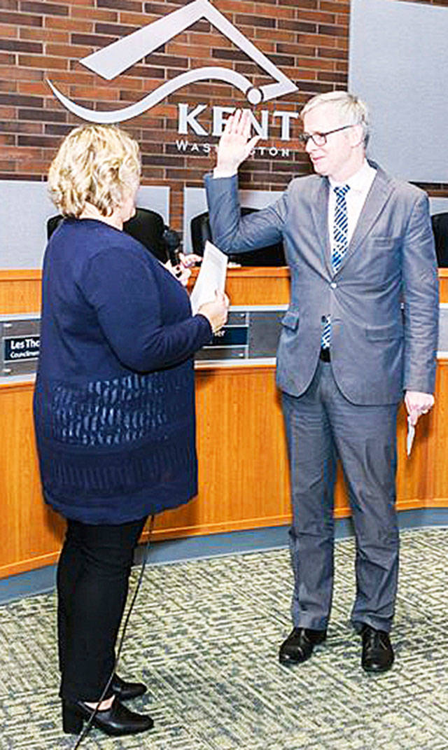 Kent Mayor Dana Ralph swears in Municipal Court Judge Anthony Gipe at the Jan. 7 City Council meeting. COURTESY PHOTO, City of Kent