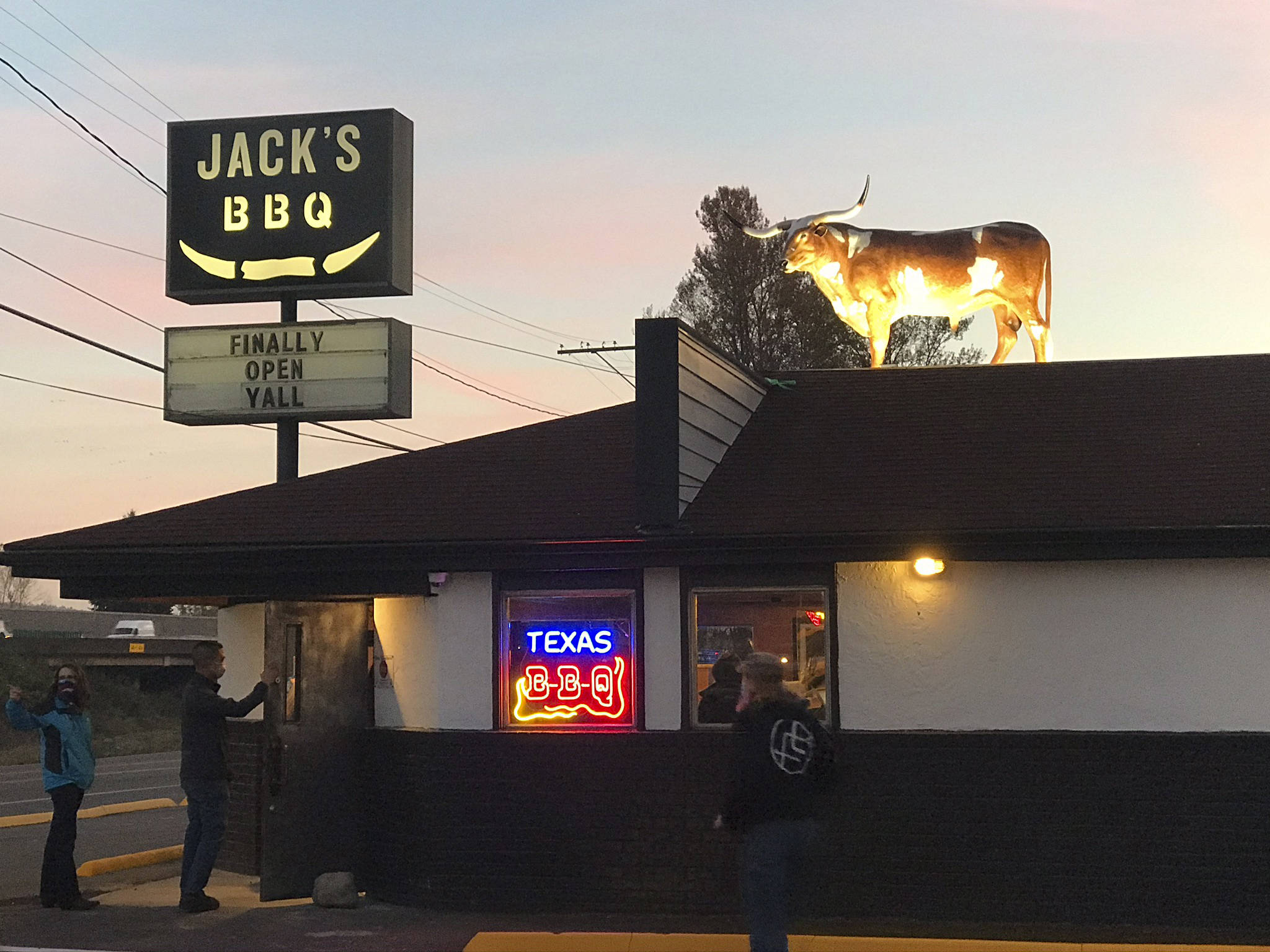 Jack’s BBQ opened last month on West Valley Highway in Algona. Courtesy photo