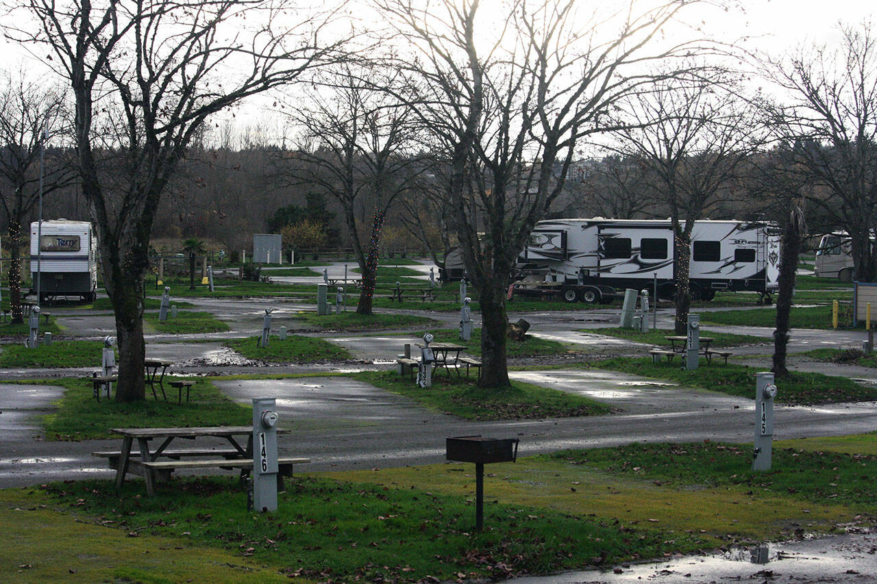A few campers remained recently at the closed KOA campground in Kent along South 212th Street. STEVE HUNTER, Kent Reporter