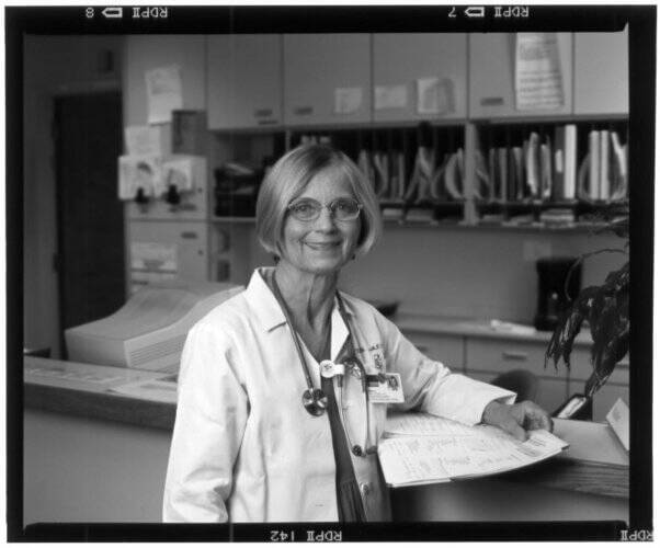 Photo courtesy of Northwest Kidney Centers
Nancy Spaeth was a nurse, mother, patient, patient advocate, dialysis pioneer, kidney transplant recipient and volunteer.