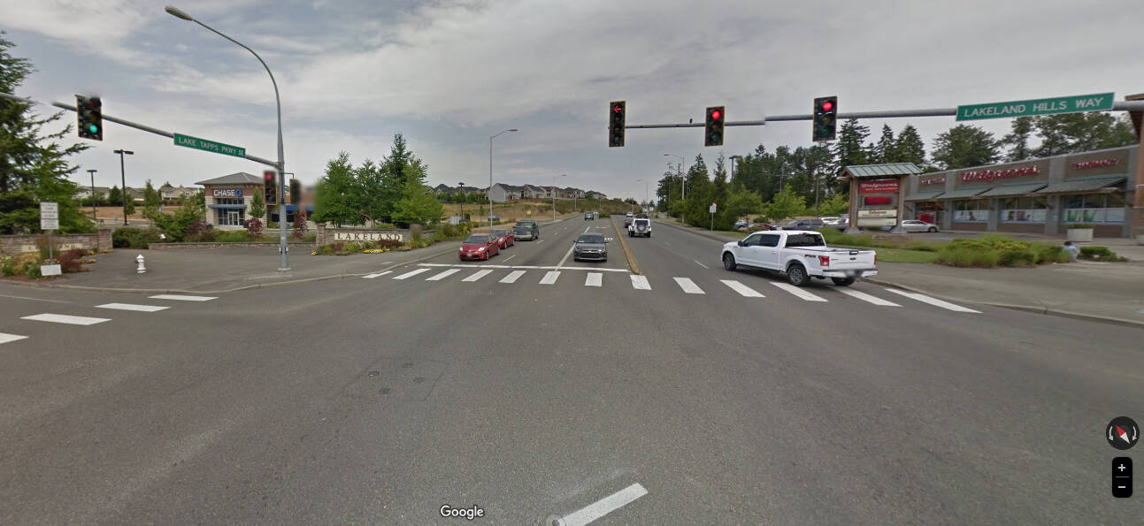 The Auburn intersection of Lake Tapps Pakrway SE., and Lakeland Hills Way SE. Google Maps screenshot.