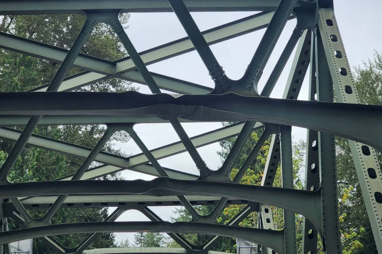 All 7 panels of the White River Bridge were damaged, both horizontal & vertical components, when a large truck hit it on Aug. 18. Photo courtesy Washington State Department of Transportation