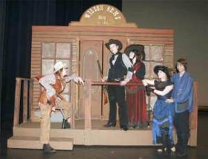 'Annie Get Your Gun' Left to right: Gabbi DeWalt (Annie Oakley)