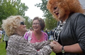 Kent Mayor Suzette Cooke introduces her mom