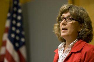 Author Arleen Williams speaks last week at the Issaquah Library about her book.