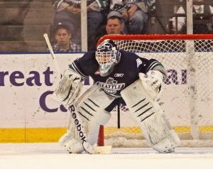 Seattle Thunderbird goalie Calvin Pickard at goal against the Vancouver Giants
