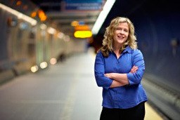 Seattle jazz vocalist Katy Bourne will perform at the Kiwanis Club of Kent Carols and Comedy show Saturday