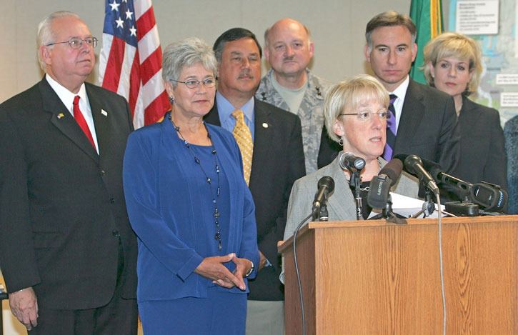 07/30/10 Senator Patty Murray unveiled Army Corps plan to repair the Howard Hanson Dam Friday