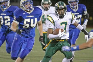 Kentridge's Jimmie Davis runs in 4 touchdowns Friday