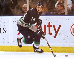 Thunderbird Connor Honey moves the puck in to the Giants zone to take a shot