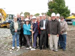 Breaking ground Property owner Su Chin Dean