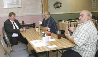 Left to right: Mark Burns