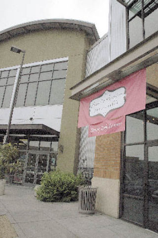 Kent Station’s newest tenant