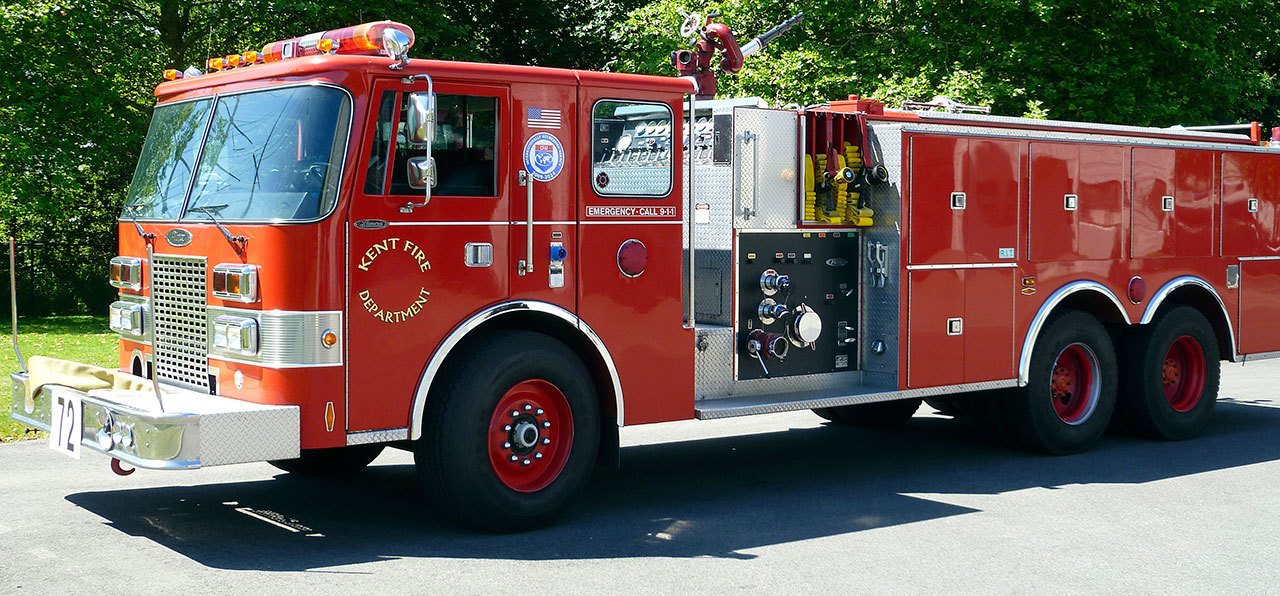 Car fire briefly closes Kent Station parking garage Wednesday