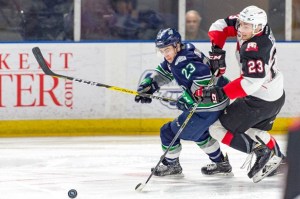Cougars sneak past Thunderbirds | WHL