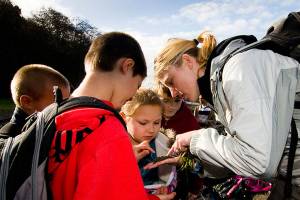 Kent Elementary students complete hands-on science program with Woodland Park Zoo