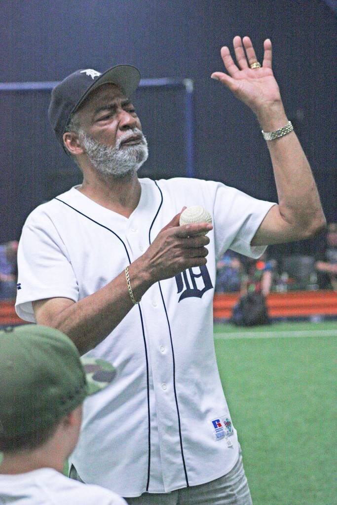 Joe Staton, former major leaguer, goes over fielding fundamentals. MARK KLAAS, Kent Reporter