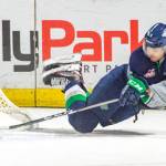 Thunderbirds topple Winterhawks in overtime thriller, 4-3