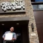 Olive Garden makes a difference fighting hunger in Kent and Auburn communities