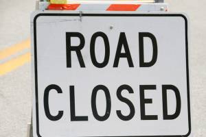 Semi accident closes portion of 132nd Avenue SE in Kent