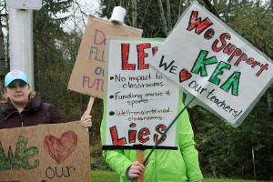 Residents rally for leadership accountability in Kent School District