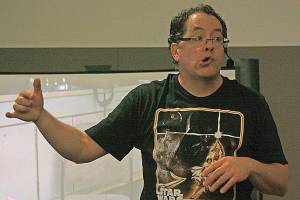 ‘Noiseguy’ stirs up his young audience